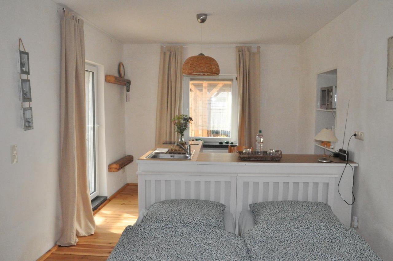 Pension "Seeblick" Am Stelzenhaus Dornburg  Exterior photo